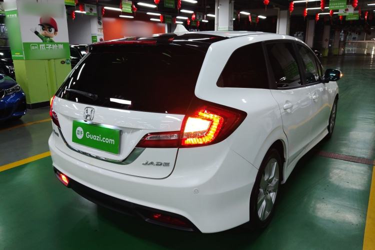 Used Honda Jade 2014 1.8L Automatic Comfort Elite Version 5 Seats Rear Right 45 Deg