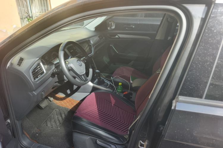 Used Volkswagen T-ROC 2018 280TSI DSG Two-Wheel Drive Advanced Version China V Emission Standard Left Front Seat