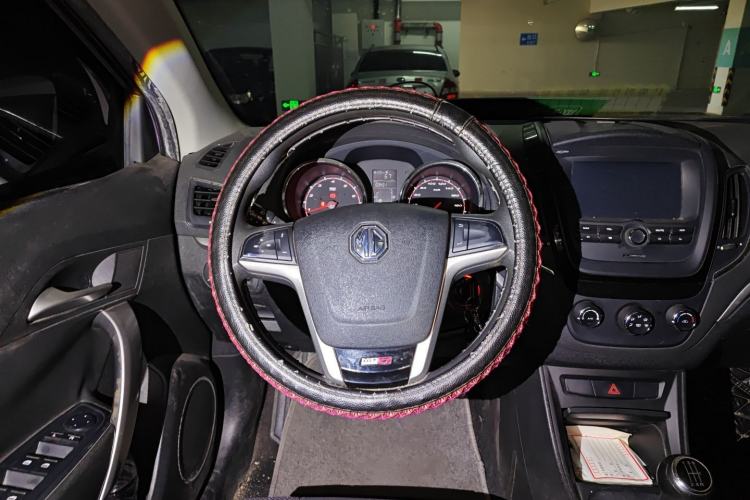 Used MG 5 2012 1.5L Manual Luxury Edition
