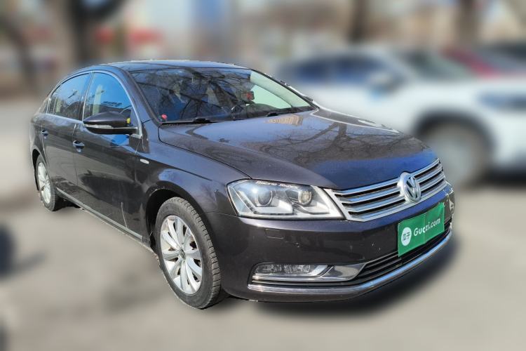 Used Volkswagen Magotan 2013 1.8TSI Premier Model Front Right 45 Deg