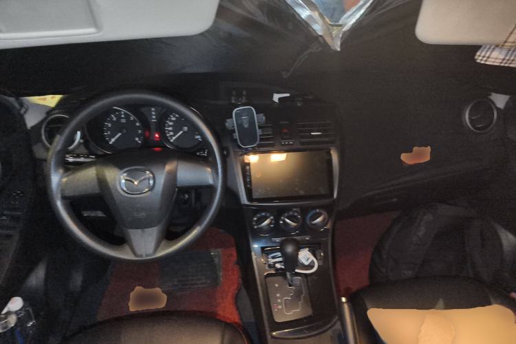 Used Mazda 3 2015 Sedan 1.6L Automatic Comfort Model Center Console