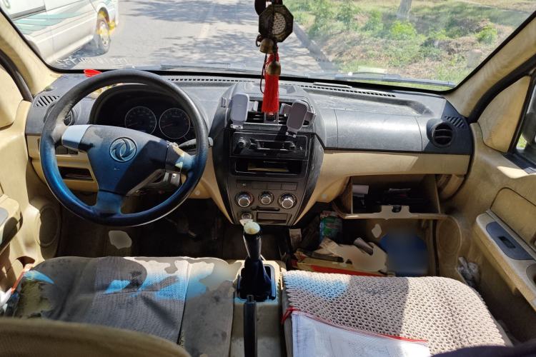Used Dongfeng Xiaokang C37 2012 1.4L Standard Edition DK13-06
