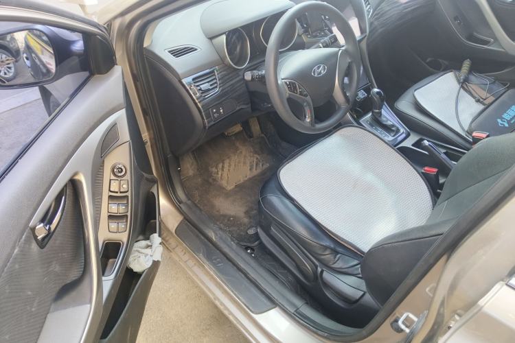 Used Hyundai Elantra (5th Generation / Langdong) 2012 1.6L Automatic Leading Model
