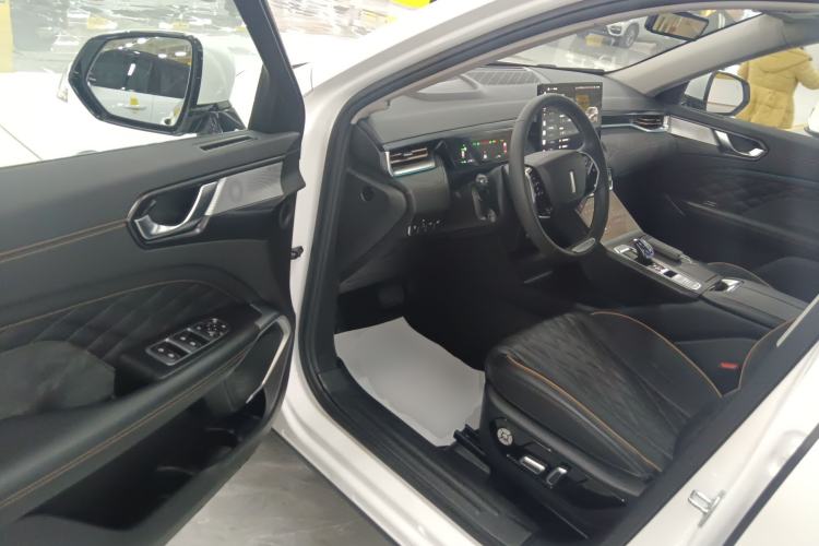 Used Wey Latte DHT-PHEV 2022 1.5T Four-Wheel Drive Extra-Large Version
