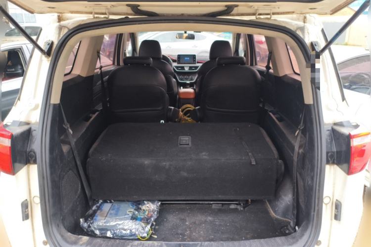 Used Wuling Hongguang S3 2018 1.5L Manual Comfort Model China V Standard Trunk