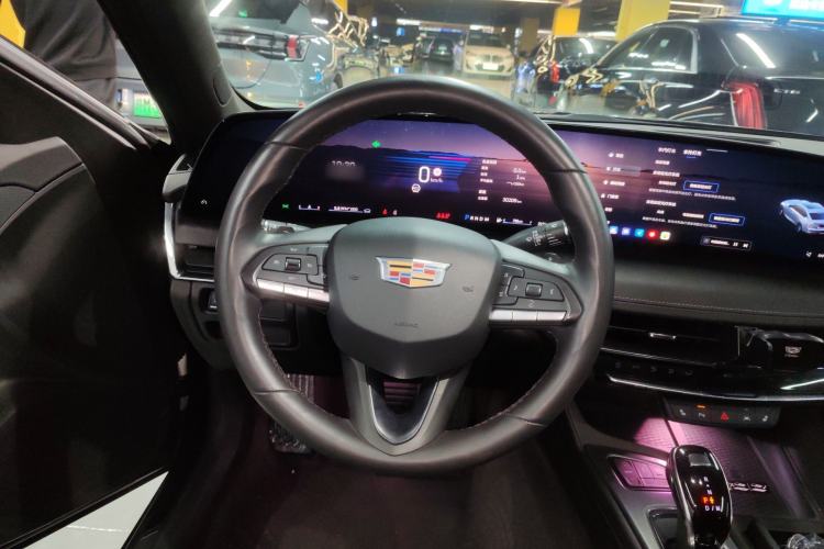 Used Cadillac CT5 2024 28T Luxury Pro Trim Steering Wheel