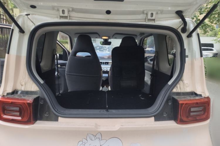 Used Wuling Hongguang MINIEV 2021 Macaron Premium Model – Lithium Iron Phosphate Trunk