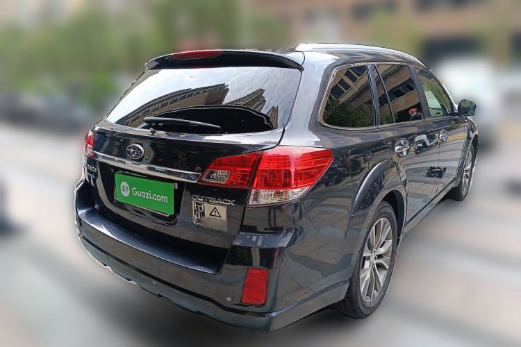 Used Subaru Outback 2014 2.5i Yashang Deluxe Edition
