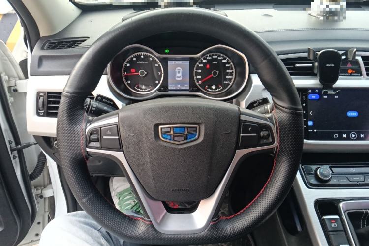 Used Geely Auto Emgrand X7 Sport 2016 2.0L Manual ZhiShang Version