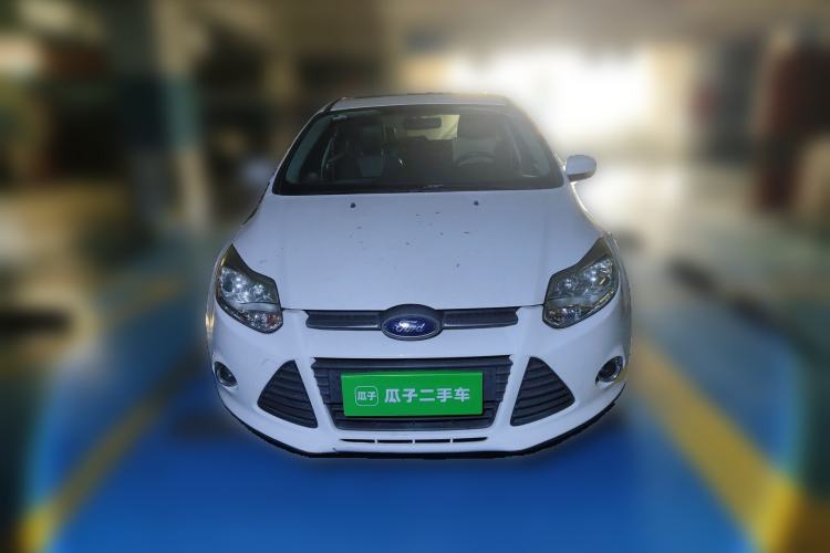 Used Ford Focus 2012 Hatchback 1.6L Manual Fashion Edition Front