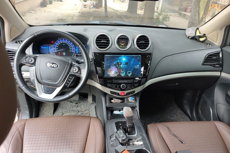 Used BYD S7 2015 2.0T Upgraded Automatic Luxury Version