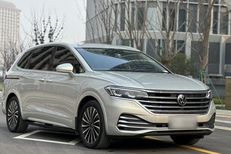 Used Volkswagen Viloran 2024 380TSI Premium Edition
