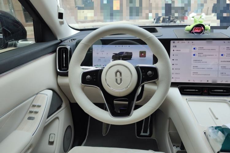 Used Hima AITO M8 2025 Extended-Range Max+ Version 53.4 kWh 5-Seater Edition