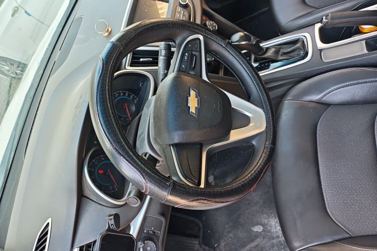 Used Chevrolet Cavalier 2016 1.5L Automatic Xinyue Edition Steering Wheel