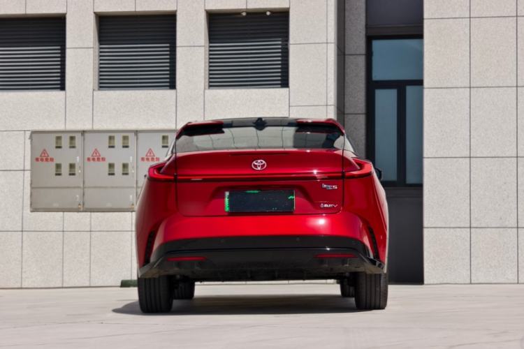 Used Toyota bZ5 2025 Model 550 PRO Smart Driving Edition Exterior 6