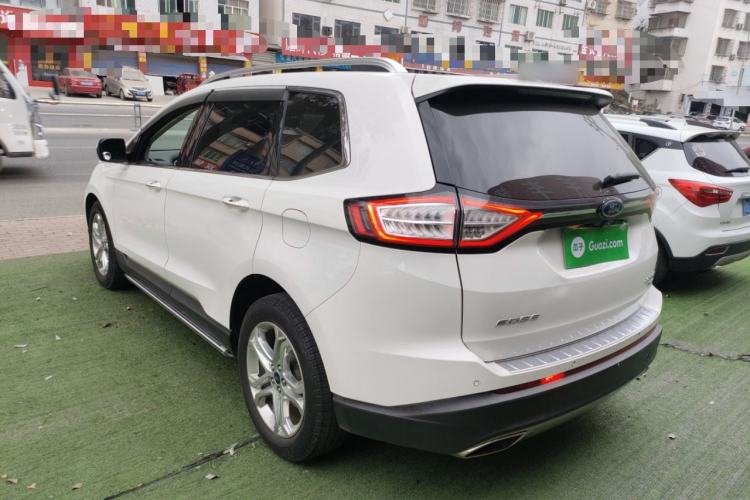 Used Ford Edge 2015 2.0T GTDi Two-Wheel-Drive High-Line Version