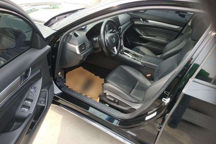Used Honda Accord 2022 260TURBO Luxury Edition Driver Seat