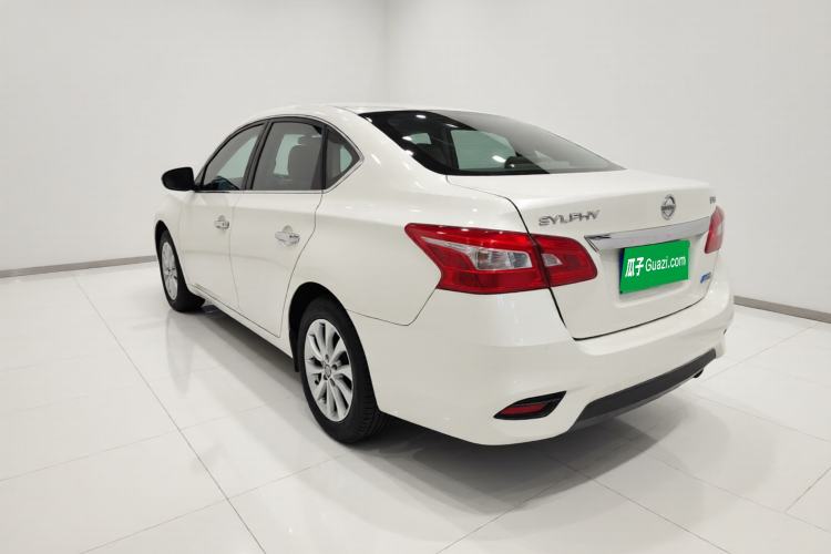 Used Nissan Sylphy 2019 1.6XV CVT Smart Connect Luxury Edition China VI Standard Exterior 3