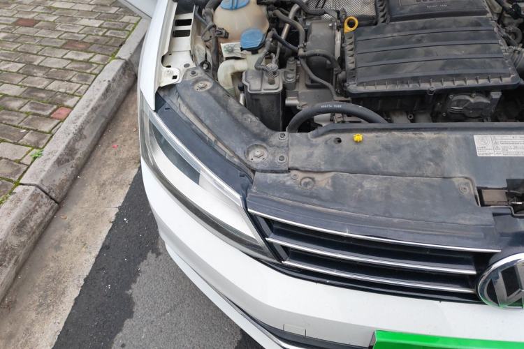 Used Volkswagen Sagitar 2015 1.6L Automatic Comfort Model Exterior 6