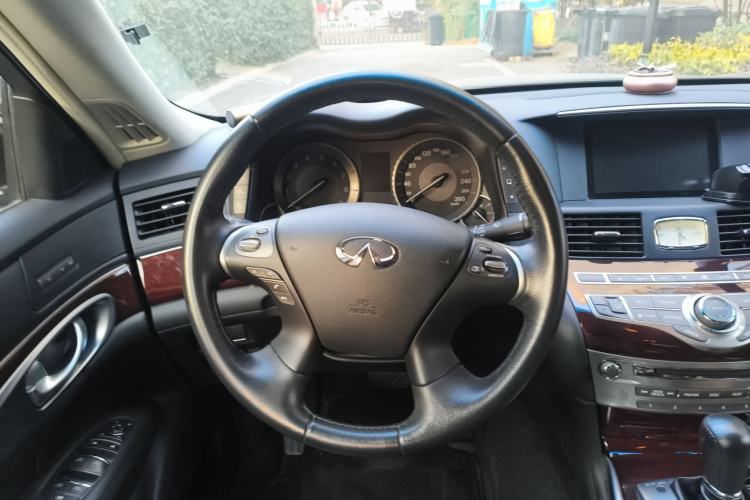 Used Infiniti Q70 2015 Q70L 2.5L Luxury Edition
