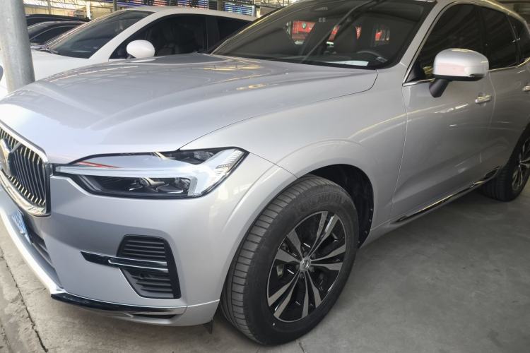 Used Volvo XC60 2023 B5 4x4 Smart Luxury Edition