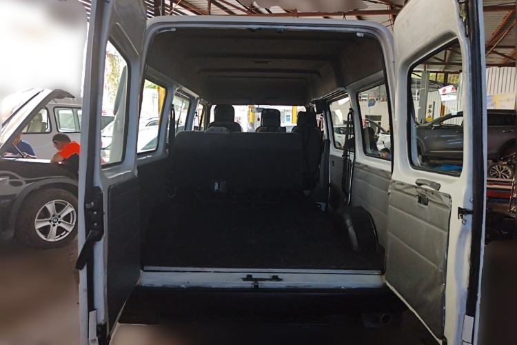 Used JMC Transit 2017 2.8T Commercial Version Short Wheelbase Mid-Roof 6/7/8-Seater JX493