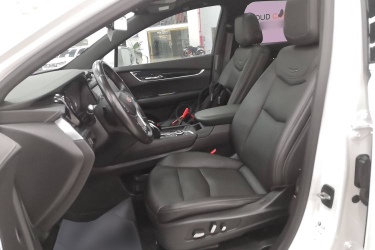 Used Cadillac XT5 2021 28T Luxury Model