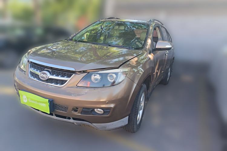 Used BYD S6 2012 2.0L Manual Luxury Version