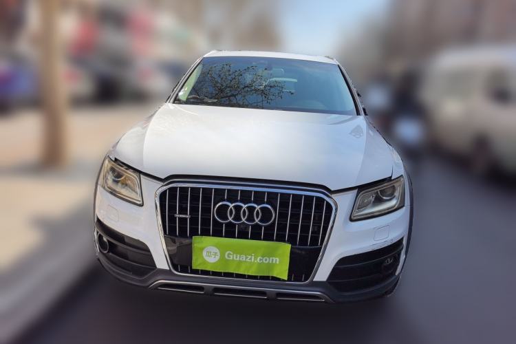 Used Audi Q5 2017 Plus 40 TFSI Technology Model