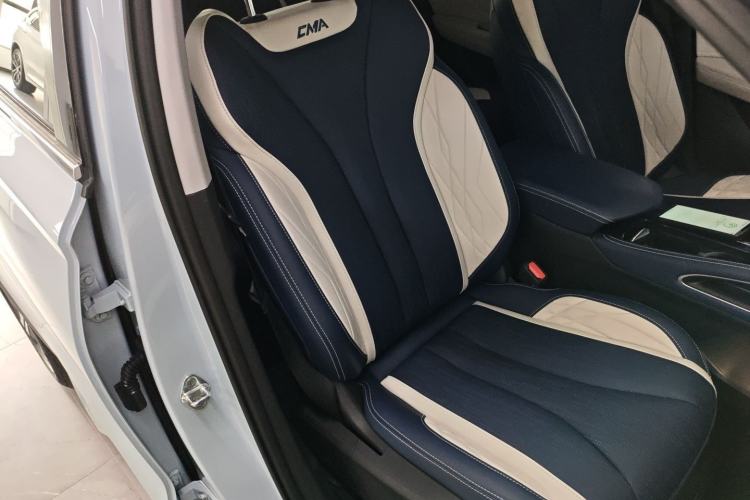 Used Geely Auto Monjaro L 2022 1.5T Leishen Hi·F Plug-in Hybrid Super Xun Right Front Seat