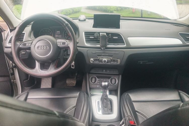 Used Audi Q3 2016 30 TFSI Fashion Model Interior 2