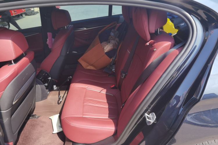 Used BMW 5 Series 2022 Revised Version 3 530Li Luxury Edition M Sport Package Interior 4