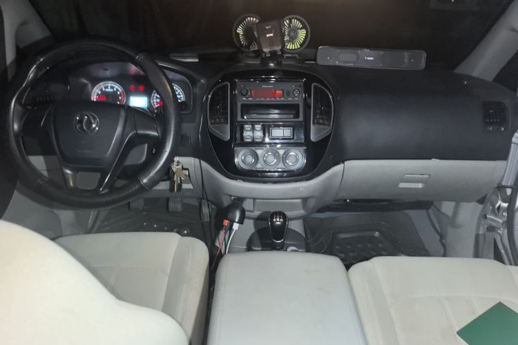 Used FORTHING Lingzhi 2017 Restyled M3L 1.6L 7-Seater Comfort Version
