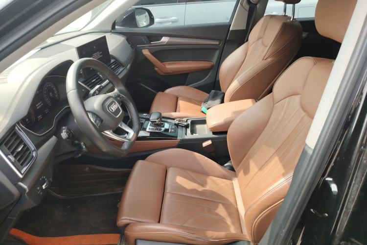 Used Audi Q5L 2022 40T Luxury Dynamic Model Left Front Seat