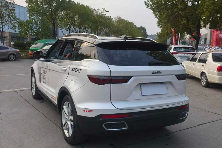 Used Zotye T700 2017 1.8T Dual-Clutch Prestige Model
