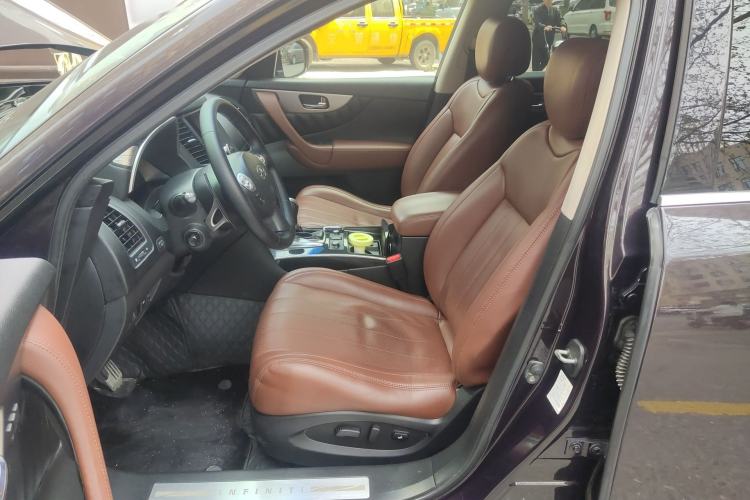 Used Infiniti FX 2011 FX35 Supreme Edition
