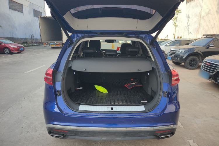Used Hongqi HS5 2019 2.0T Smart Connect Flagship Edition Trunk