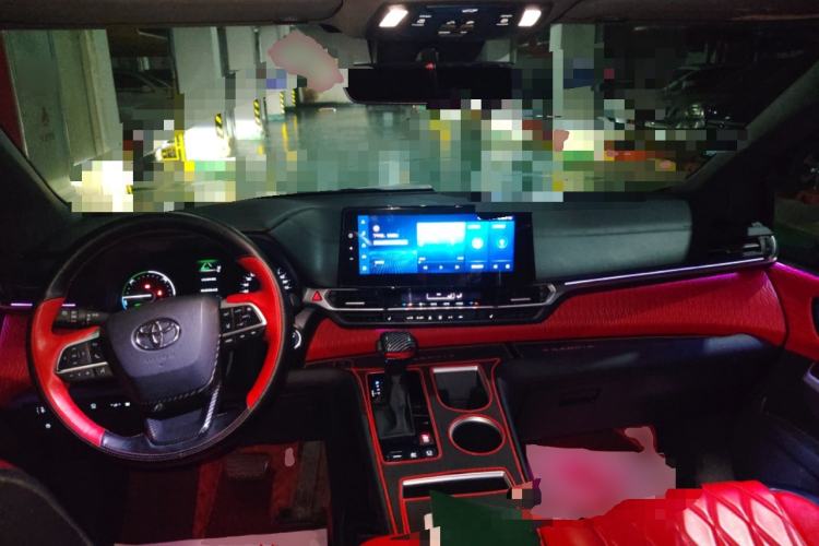 Used Toyota Granvia 2023 2.5L Hybrid Prestige PLUS Edition Center Console