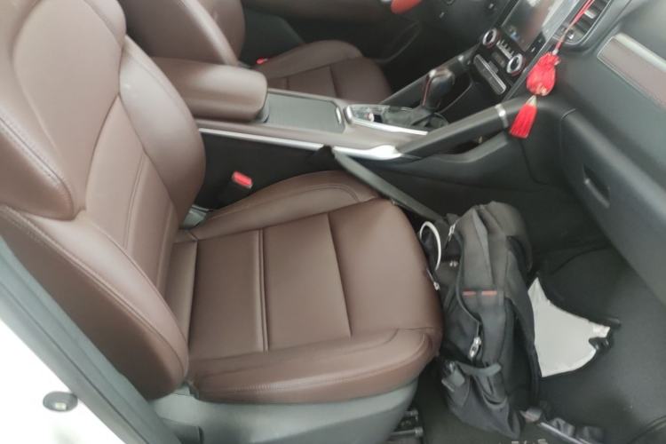 Used Renault Koleos 2018 2.0L Two-Wheel Drive 120th Anniversary Limited Edition Right Front Seat