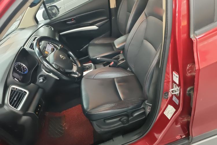 Used Suzuki S-Cross 2014 1.6L CVT Two-Wheel Drive Elite Version Left Front Seat