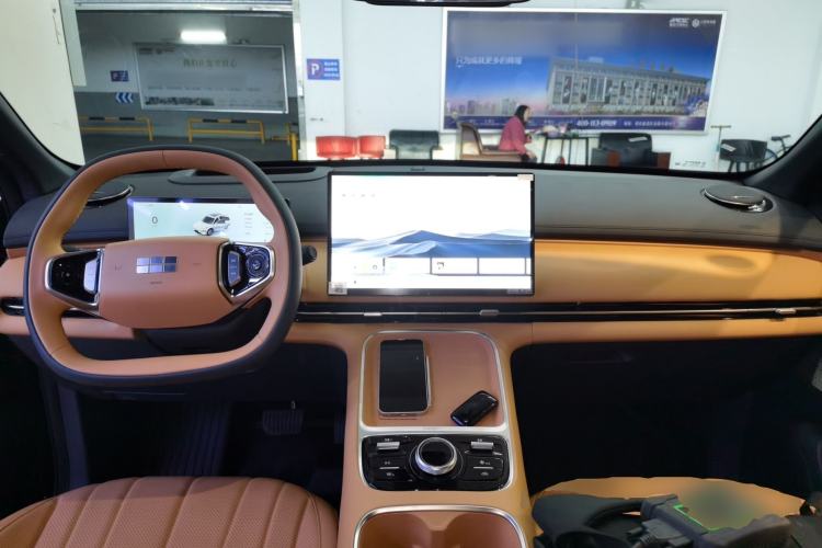 Used Geely Galaxy Galaxy Xingjian 7 EM-i 2025 120km Exploration+ Version
