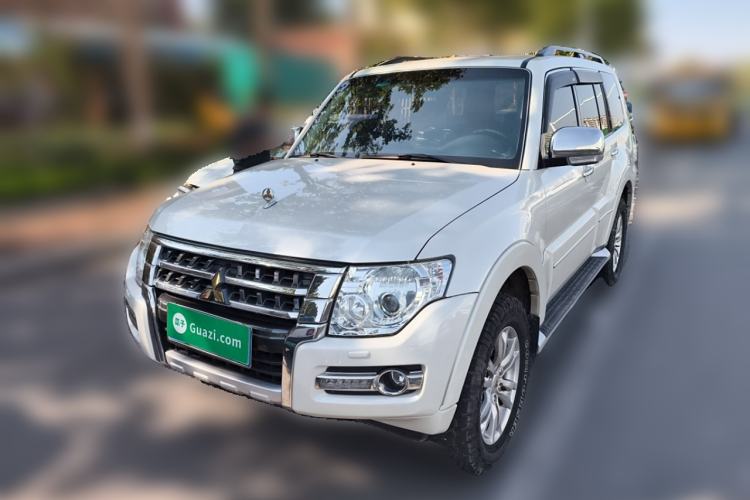 Used Mitsubishi Pajero 2018 V97 3.8L 5-Door GLS Sunroof – Middle East