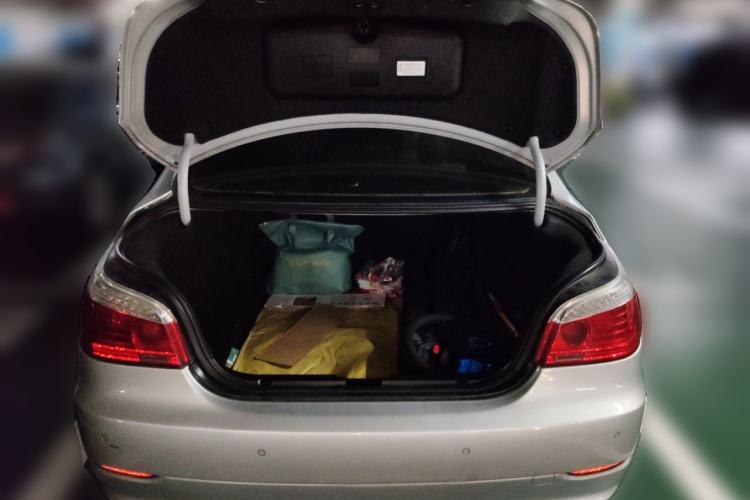 Used BMW 5 Series 2010 523Li Leading Model Trunk