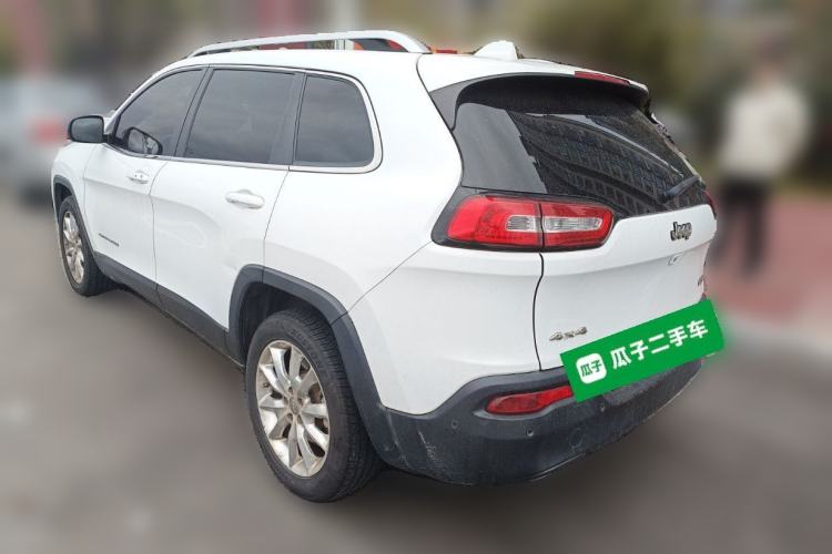Used Jeep Cherokee 2014 2.4L Luxury Edition