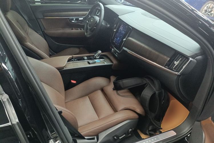 Used Volvo S90 2022 B5 Zhiyuan Luxury Edition