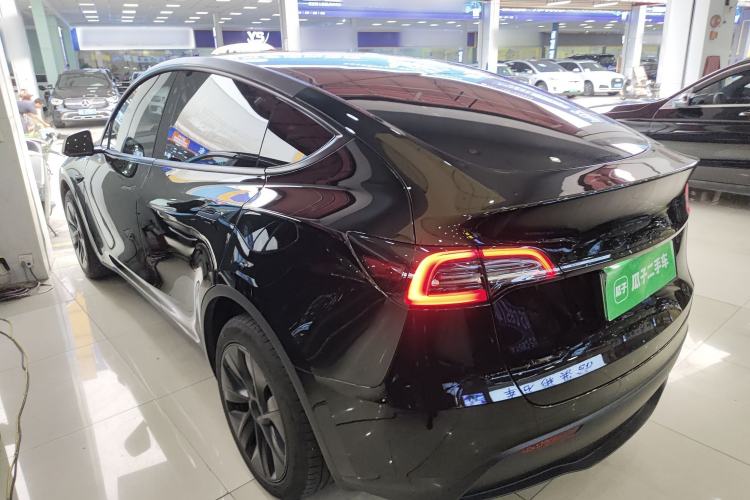 Used Tesla Model Y 2023 Long-Range All-Wheel-Drive Version Rear Left 45 Deg