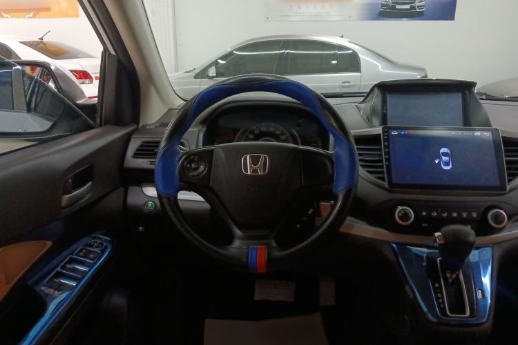 Used Honda CR-V 2012 2.0L two-wheel drive urban version
