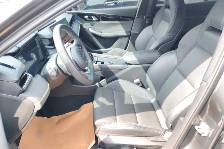 Used Lynk & Co 03 2023 2.0TD DCT JingPro
