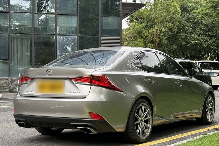 Used Lexus IS 2017 300 FENGSHANG Edition