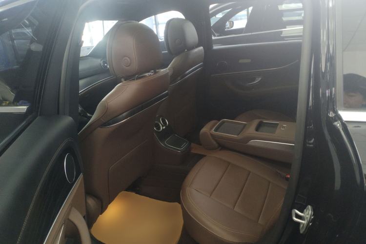 Used Mercedes-Benz E-Class New Energy 2022 Second Facelift E 350 e L Plug-in Hybrid Sports Sedan Left Rear Seat